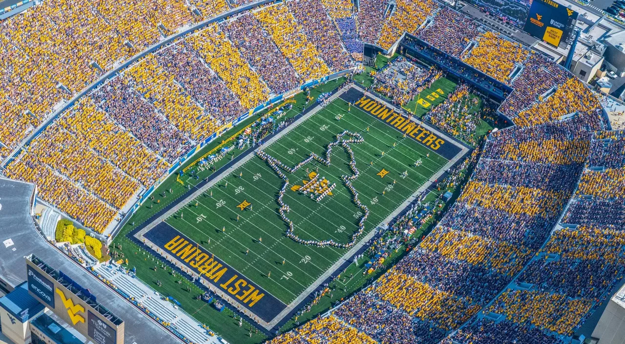 West Virginia Mountaineers Football: Schedule & Roster